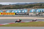 Eugene Laverty vor Jonathan Rea 