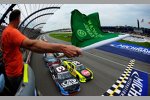 Start zum Nationwide-Rennen mit Austin Dillon und Paul Menard an der Spitze