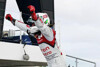 Bild zum Inhalt: McNish: Formel 1 mehr Show als Rennsport?