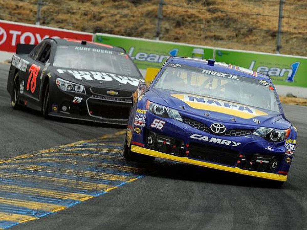 Kurt Busch, Martin Truex Jun.