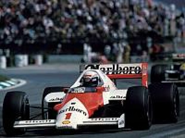 Alain Prost vor Nigel Mansell Alain Prost vor Nigel Mansell