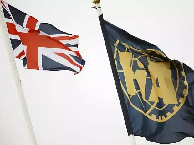 FIA Flagge Fahne Banner Titel-Bild zur News: FIA Flagge Fahne Banner