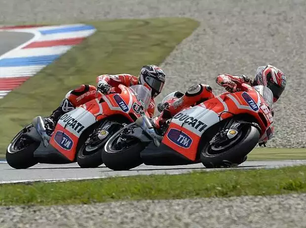 Titel-Bild zur News: Nicky Hayden, Andrea Dovizioso