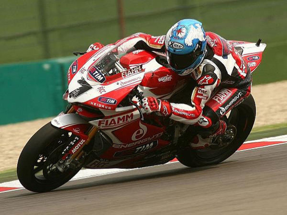 Carlos Checa