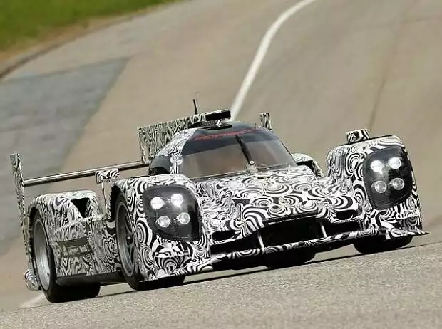 Jungfernfahrt des LMP1-Porsche für die WEC-Saison 2014 Titel-Bild zur News: Jungfernfahrt des LMP1-Porsche für die WEC-Saison 2014