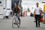 Jessica Michibata und ihr Freund Jenson Button (McLaren) 