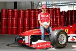 Fernando Alonso (Ferrari) bei einem PR-Termin