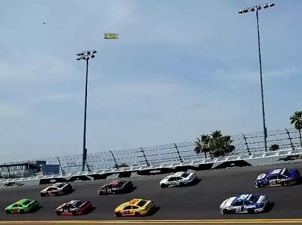Danica Patrick, Trevor Bayne Titel-Bild zur News: Danica Patrick, Trevor Bayne