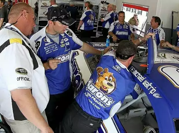 Michael Waltrip Titel-Bild zur News: Michael Waltrip