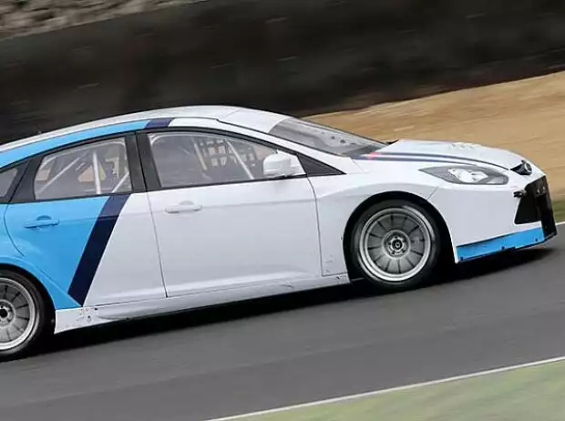 Rotek, Ford Focus Titel-Bild zur News: Rotek, Ford Focus