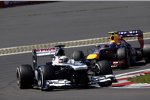 Pastor Maldonado (Williams) und Mark Webber (Red Bull) 