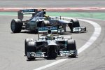 Nico Rosberg und Lewis Hamilton (beide Mercedes)