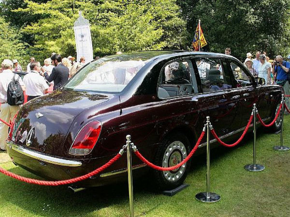 Bentley State Limousine