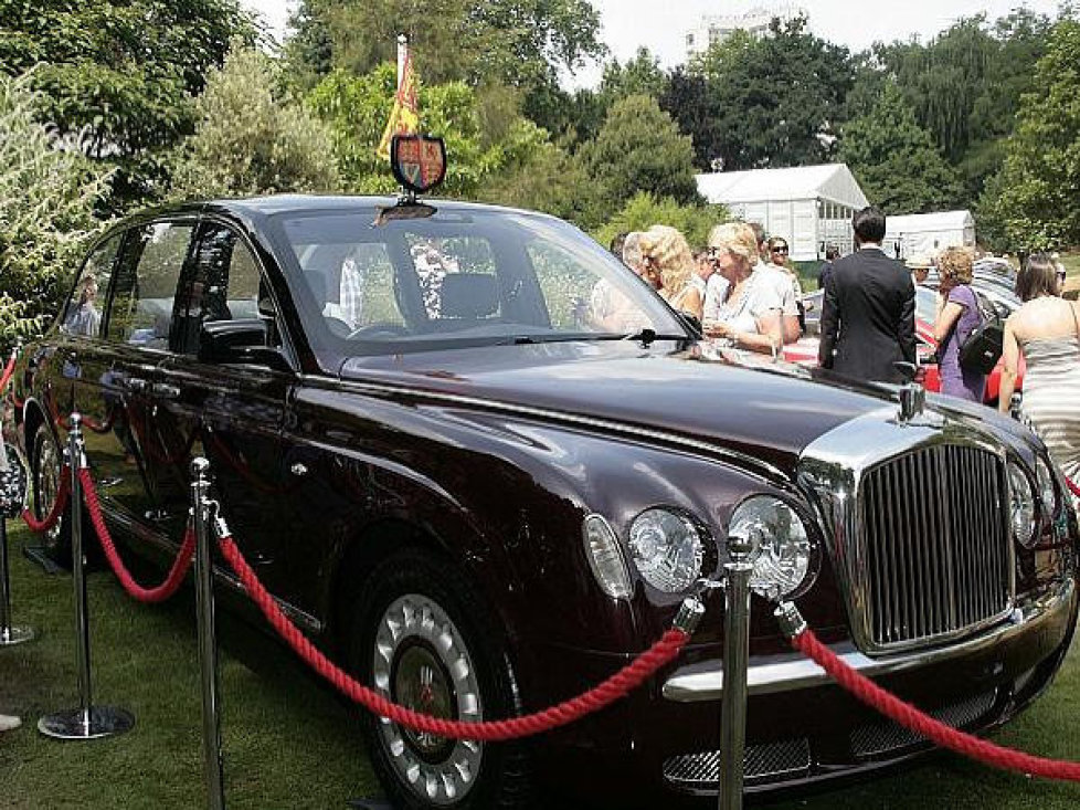 Bentley State Limousine