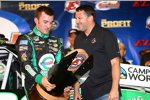 Sieger Austin Dillon und Eldora-Besitzer Tony Stewart in der Victory Lane