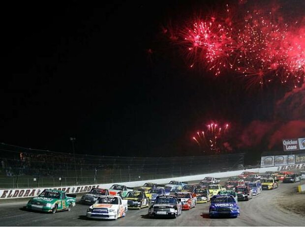 Start zum Truck-Rennen auf dem Eldora Speedway 2013