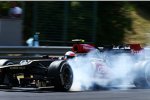 Da stand Romain Grosjean (Lotus) etwas zu spät und stark auf der Bremse...
