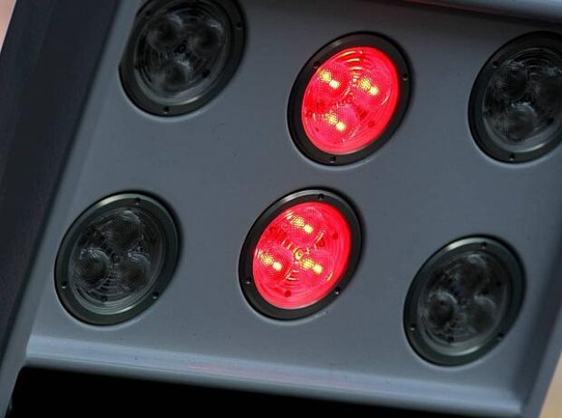 Boxenstopp-Ampelsystem Boxenstopp-Ampelsystem