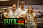 Adrian Sutil mit Manager Manfred Zimmermann und Freundin Jennifer Becks