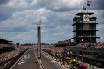 Start zum 20. Brickyard 400 mit Ryan Newman (Stewart/Haas) an der Spitze