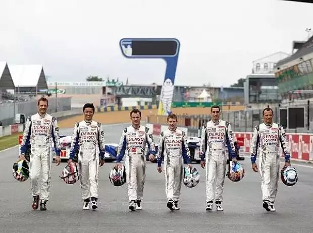 Alexander Wurz, Kazuki Nakajima, Anthony Davidson, Sebastien Buemi, Stephane Sarrazin Titel-Bild zur News: Alexander Wurz, Kazuki Nakajima, Anthony Davidson, Sebastien Buemi, Stephane Sarrazin