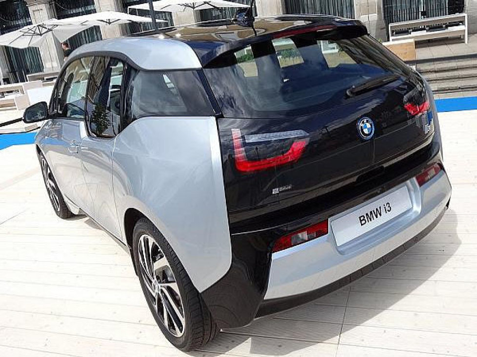 BMW i3