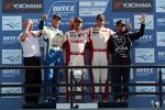 Yvan Muller (RML-Chevrolet), Pepe Oriola (Tuenti-SEAT) und Tom Chilton (RML-Chevrolet) 
