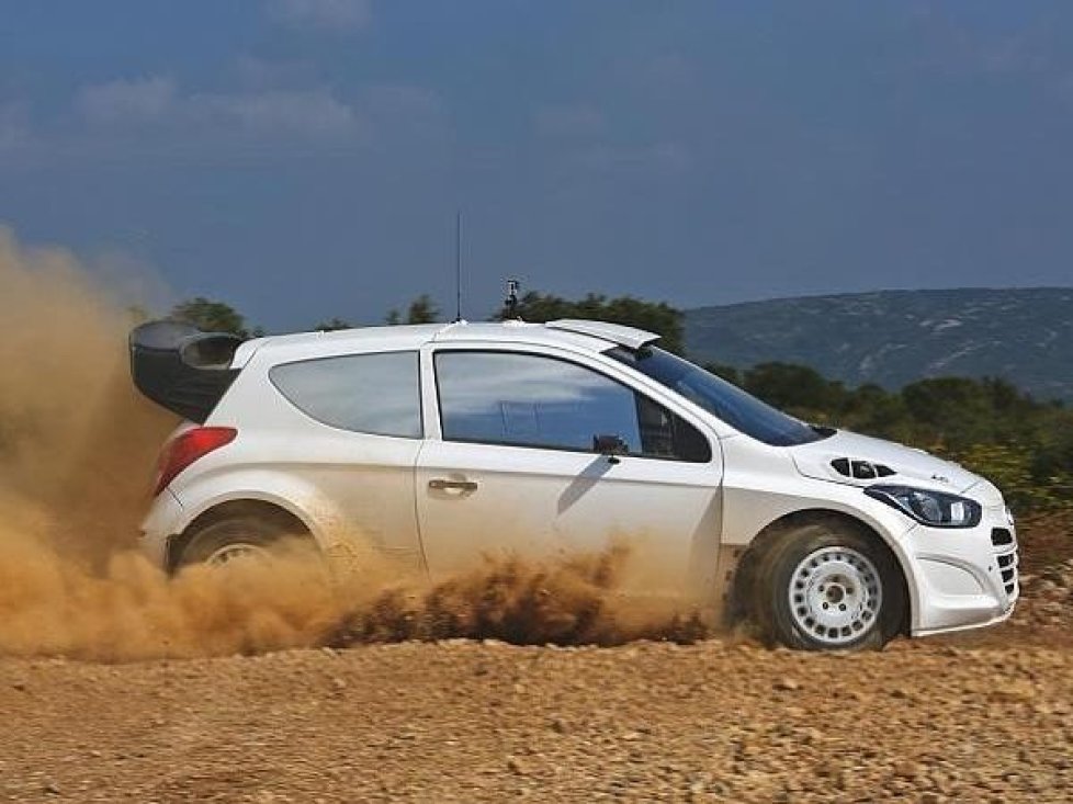 Hyundai, Test, Schotter