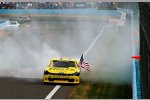 Brad Keselowski (Penske) feiert seinen vierten Nationwide-Saisonsieg