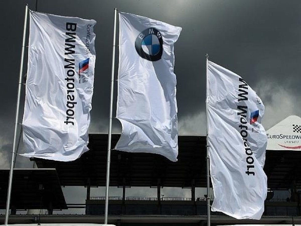 BMW-Fahnen