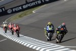 Bradley Smith vor Valentino Rossi 