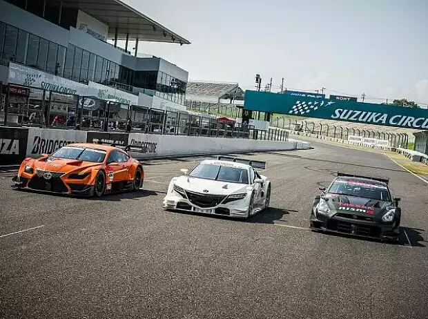 Super-GT-Autos für die Saison 2014 Titel-Bild zur News: Super-GT-Autos für die Saison 2014