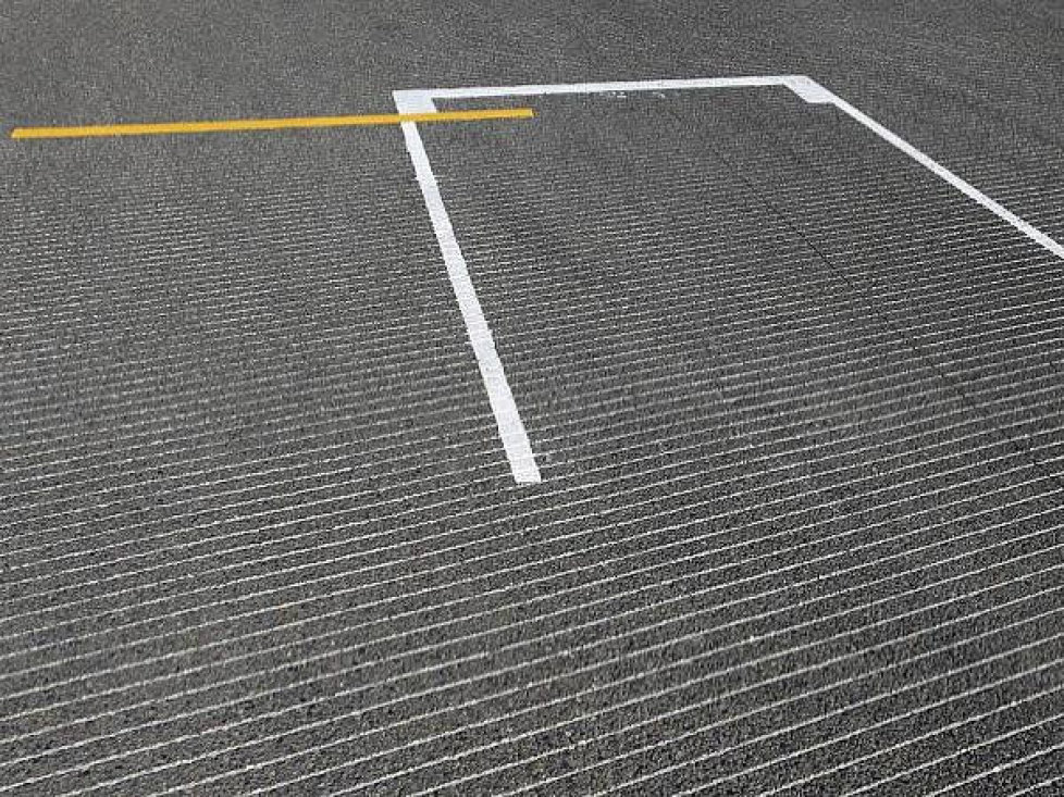 Rillen, Asphalt, Spa, Drainage