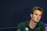 Giedo van der Garde (Caterham) 