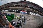 Start zum Nationwide-Rennen mit Kyle Busch (Gibbs) und Brian Scott (Childress) an der Spitze