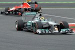 Lewis Hamilton (Mercedes) vor Max Chilton (Marussia) 