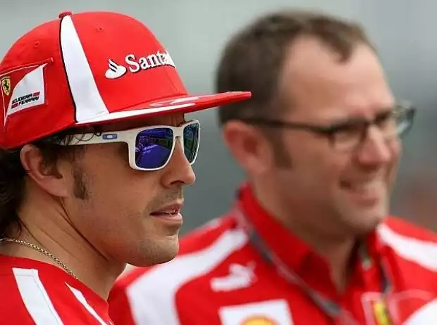 Fernando Alonso, Stefano Domenicali Titel-Bild zur News: Fernando Alonso, Stefano Domenicali