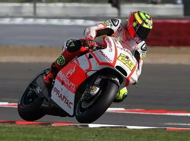 Andrea Iannone Titel-Bild zur News: Andrea Iannone
