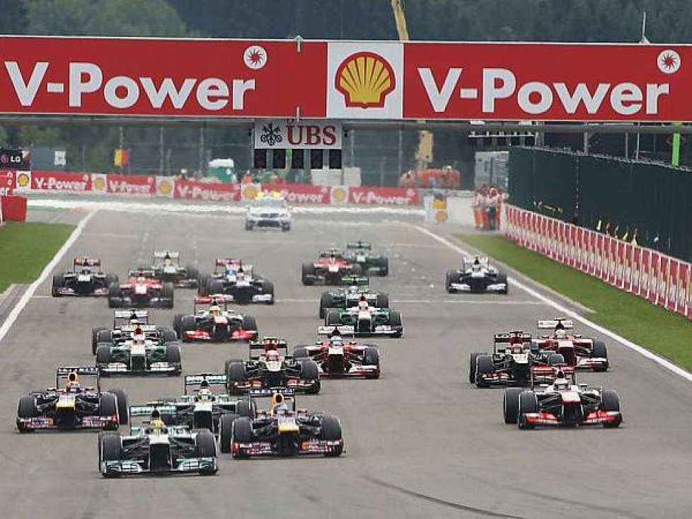 Lewis Hamilton, Start