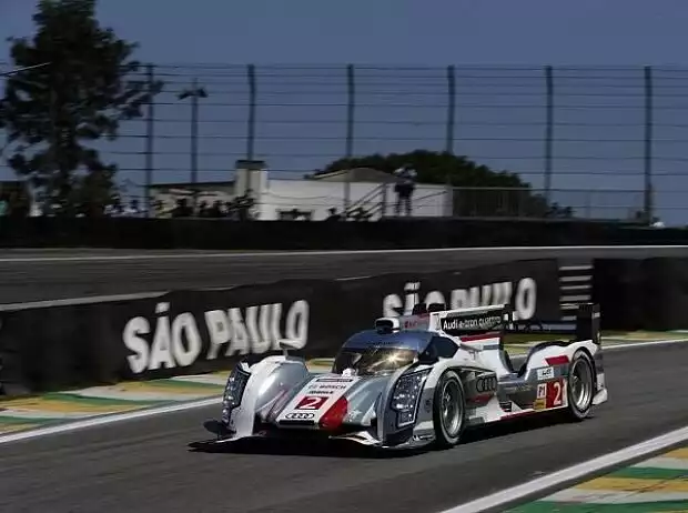 Audi, McNish, Duval, Kristensen Titel-Bild zur News: Audi, McNish, Duval, Kristensen
