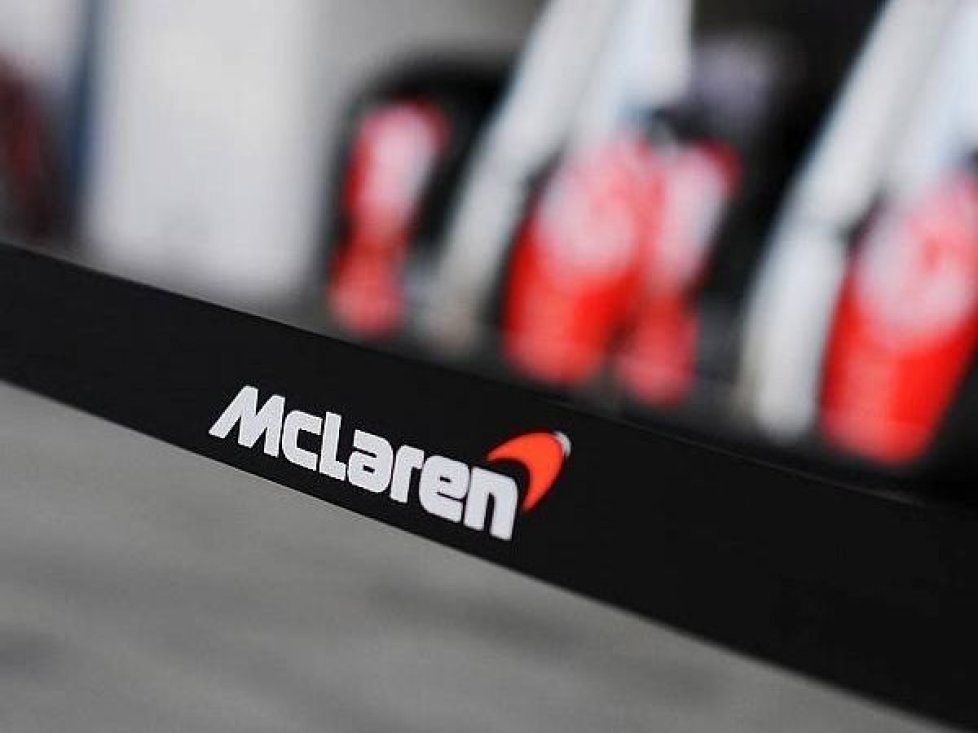 McLaren, Logo