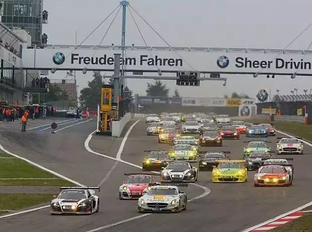 VLN, Start, Startphase Titel-Bild zur News: VLN, Start, Startphase