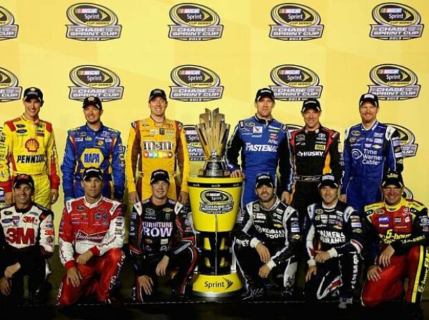 Martin Truex Jun., Clint Bowyer, Kasey Kahne, Jimmie Johnson, Kurt Busch, Kevin Harvick, Greg Biffle, Dale Earnhardt Jun., Matt Kenseth, Carl Edwards, Kyle Busch, Joey Logano