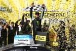 Nationwide: Kyle Busch (Gibbs) in der Victory Lane