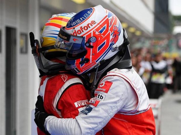 Fernando Alonso, Jenson Button Fernando Alonso, Jenson Button