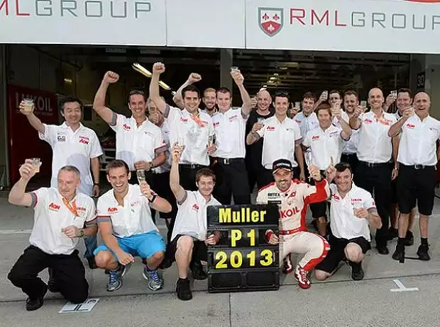 Yvan Muller Titel-Bild zur News: Yvan Muller