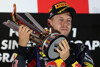 Bild zum Inhalt: Wenn's mal wieder länger dauert: Iron-Vettel sprachlos