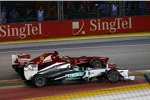 Lewis Hamilton (Mercedes) und Felipe Massa (Ferrari) im Zweikampf