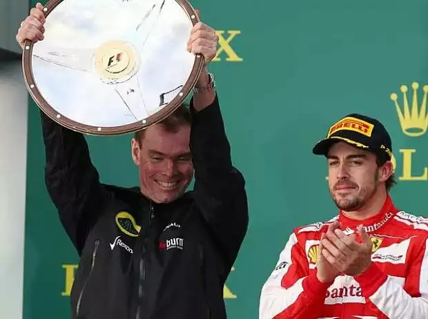 Fernando Alonso, Alan Permane Titel-Bild zur News: Fernando Alonso, Alan Permane