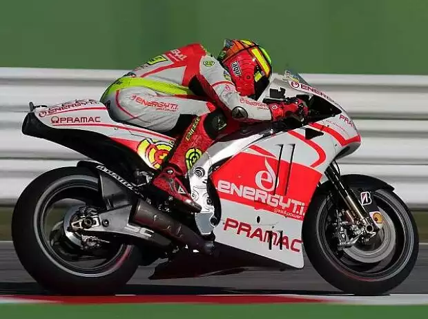 Andrea Iannone Titel-Bild zur News: Andrea Iannone